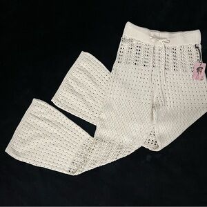 NWT Sincerely Jules Cream Crochet Bell-Bottom Pants - Sz M